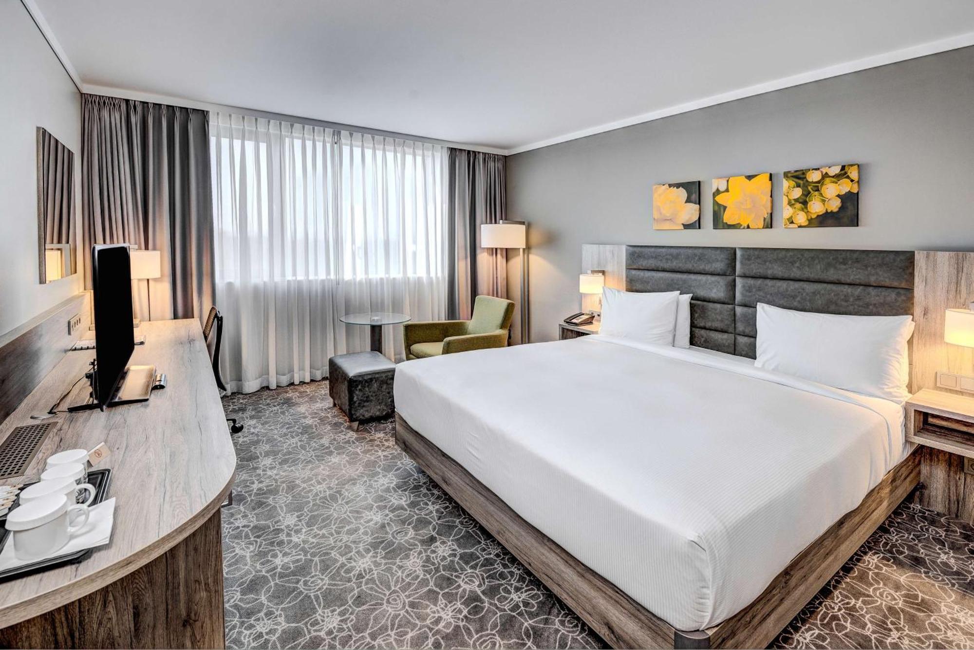 Hilton Garden Inn Wiener Neustadt Exterior foto